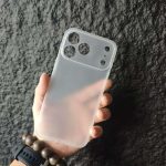 Iphone ultra tanek ovitek bel za iphone 17 pro max